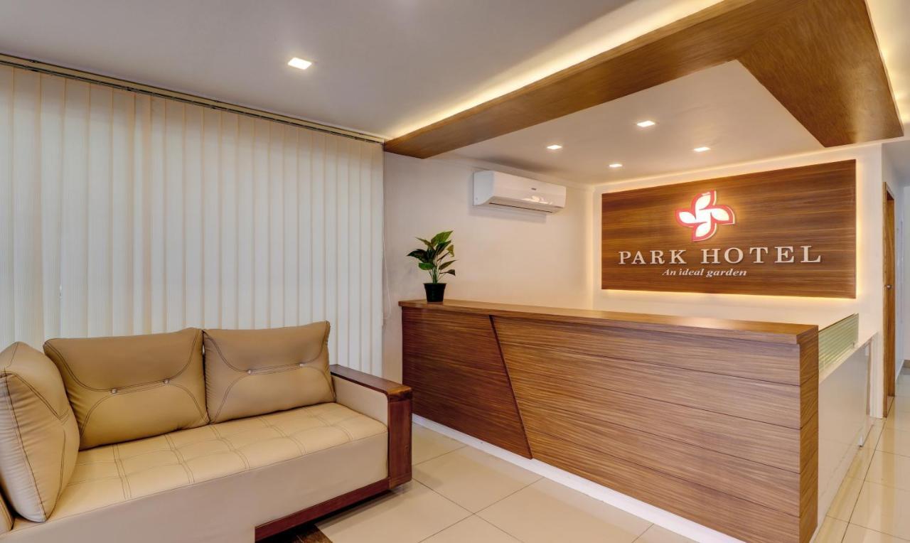 Hotel Treebo Park Thiruvananthapuram Exterior foto